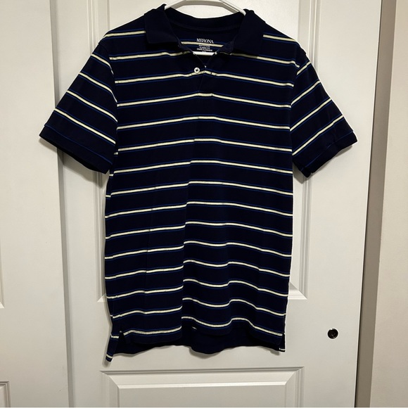 MERONA the Ultimate Polo Size Medium, Navy In Color - Picture 2 of 9